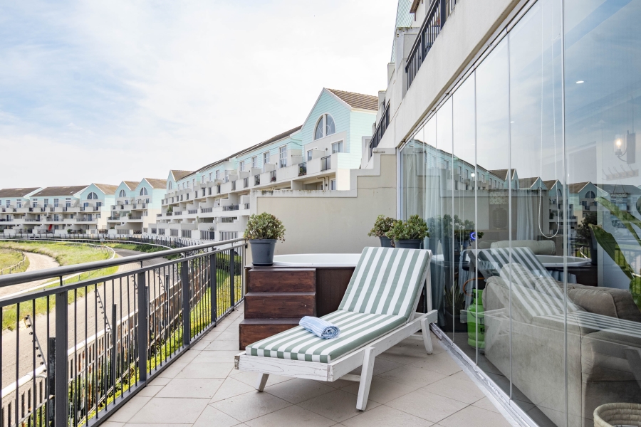 2 Bedroom Property for Sale in Royal Ascot Western Cape
